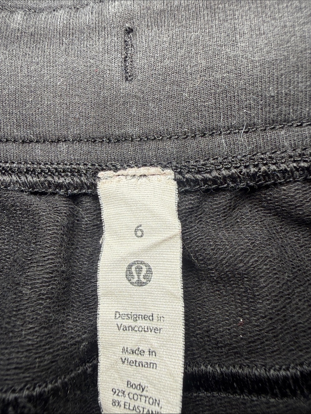 Lululemon Modal Short - Picture 2 of 2